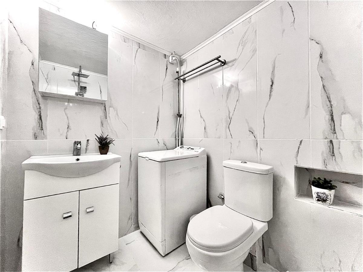 Odyseia Apts Ιi At The Center Of The City & Old Town Ханя Екстериор снимка